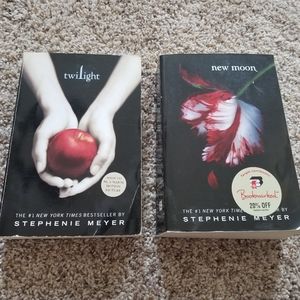 FREE w/ Bundle - Twilight and New Moon books
